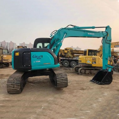 Used Kobelco SK135 Crawler Excavator.jpg